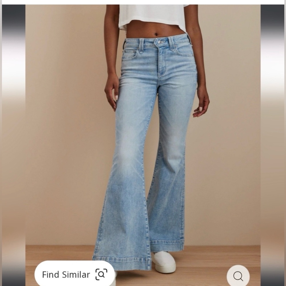 American Eagle Next Level Festival Flare Jeans NWT - Size 2 Regular